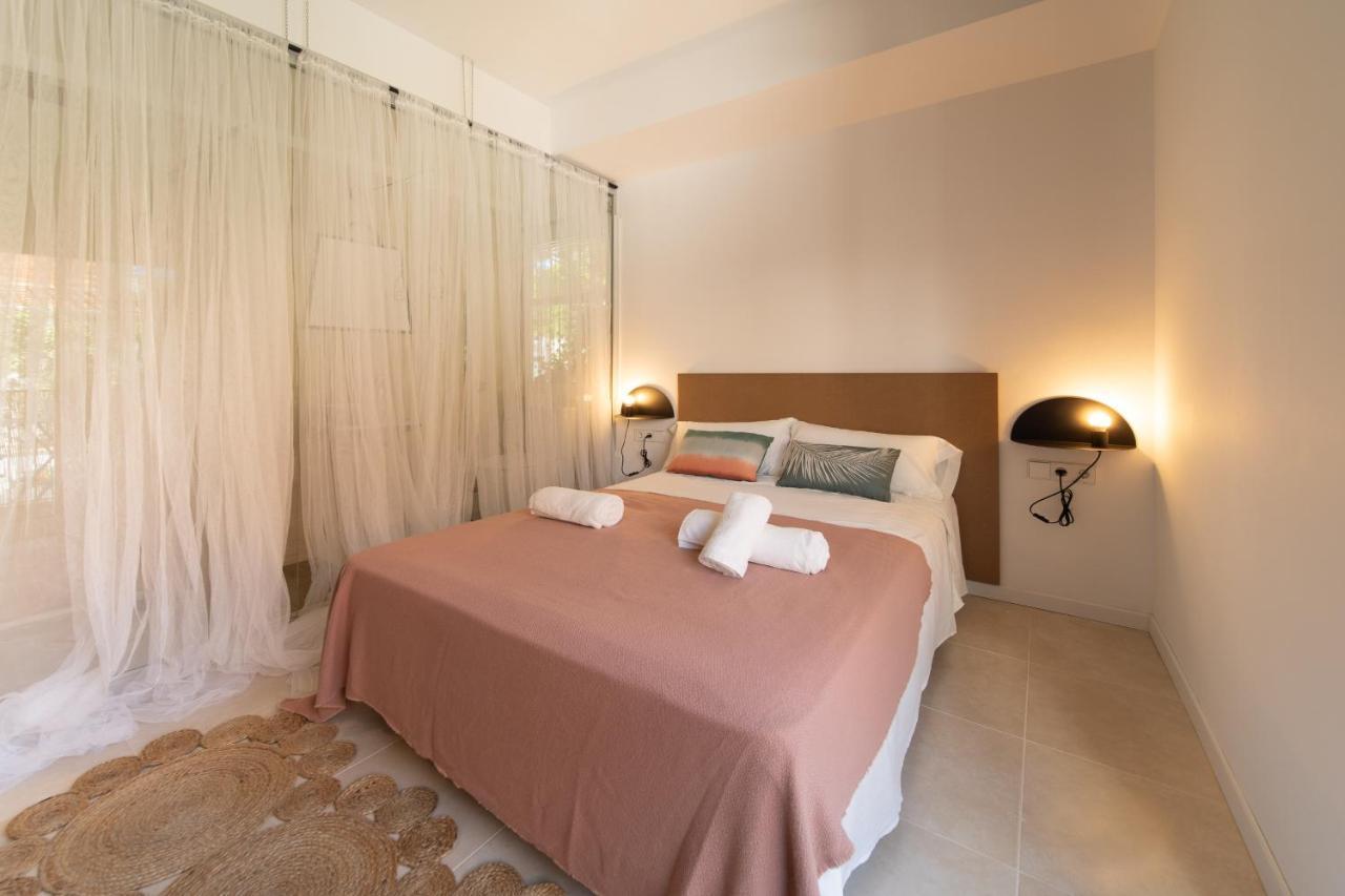 Sitges Beach Hostal Экстерьер фото