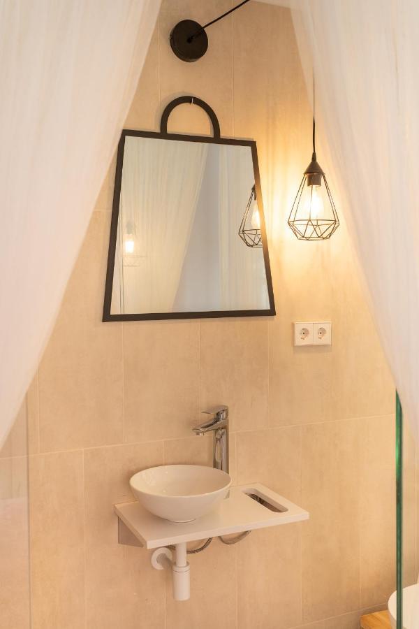 Sitges Beach Hostal Экстерьер фото